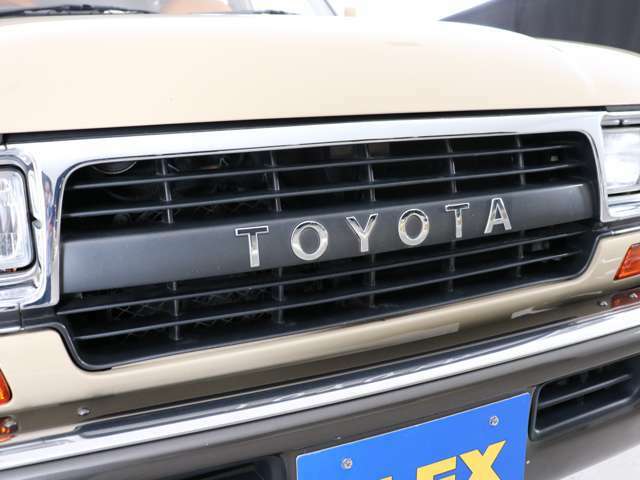 横文字TOYOTAグリル！