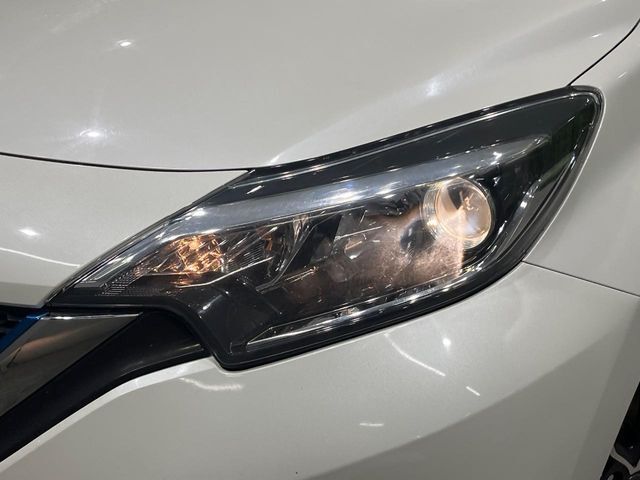 夜間や荒天時により良好な視界で安心な走行をご希望される方には【高輝度LEDヘッドライト】の取付がおすすめ！多くのお客様にご好評いただいております♪