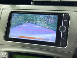 【バックカメラ】駐車時に後方がリアルタイム映像で確認できます。大型商業施設や立体駐車場での駐車時や、夜間のバック時に大活躍！運転スキルに関わらず、今や必須となった装備のひとつです！