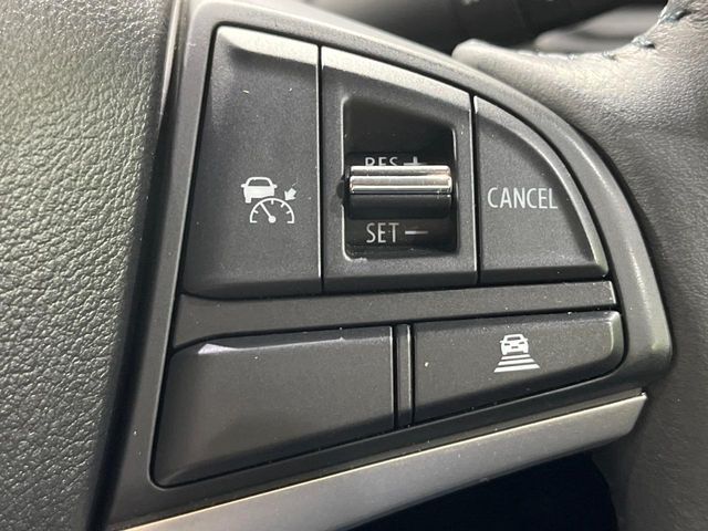 【レーダークルーズコントロール】高速道路での長距離走行が楽に！！自動で速度を保つクルーズコントロールが、衝突軽減システムと連携し、前方の車両を感知して車間を保つように速度調節してくれます！！