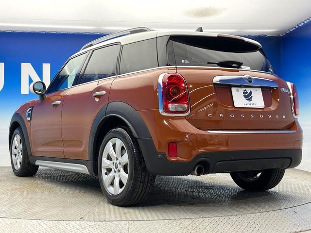 ●YANASEオートシステムズとの提携によって実現した高品質修理ネットワーク！大切なお車だから、万が一の修理でも「純正品質」をご提供。当店でご購入いただくお車にはメリットが数多くあります