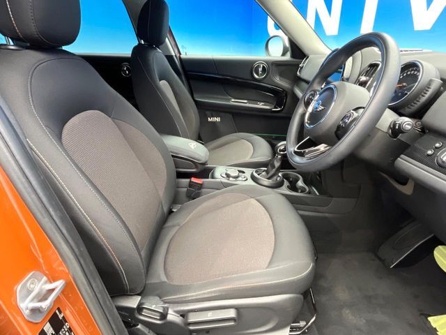 ●シートの使用感：破れ・へたりも少なく、ご覧の通りきれいな状態を維持しております。また、室内クリーニング・コーティングもご用命いただけます。