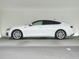 S-Lineパッケージ…専用サスペンション/専用アルミホイール/専用エクステリア・インテリアでさらにスポーティーなドライブをお楽しみ頂けます。