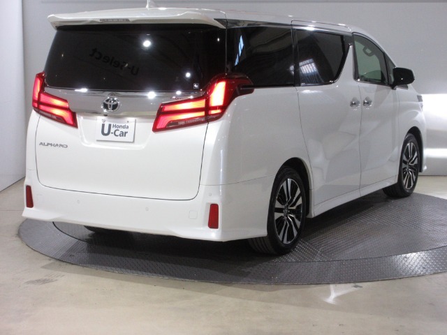 ボディクリーニング後、愛車をピカピカの状態へ保護するコーティング「ブライトパック」がおススメです！水垢がつきにくく、手入れがしやすくなりますよ！いつも愛車をきれいにしておきたい方におススメです。
