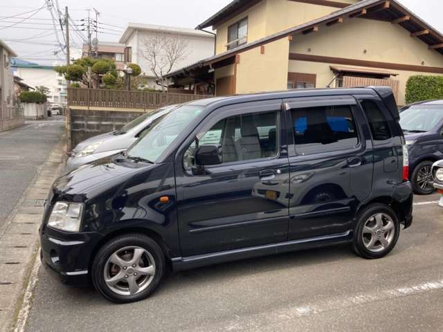 価格も大変お求め易い価格で、オススメの1台です！