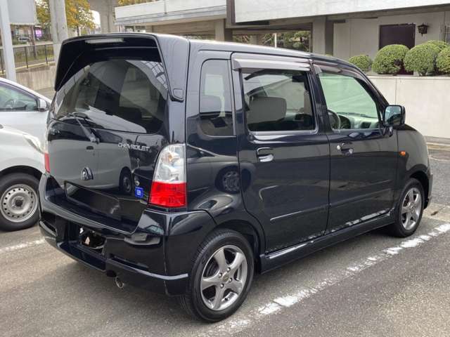 後ろ姿もかっこいいです！
