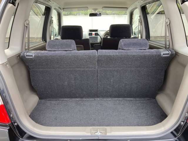 荷室も広々！！大きなお買い物など快適に積んでいただけます♪