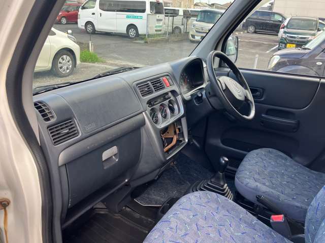 中古車販売・車検代行・鈑金塗装等、賜っております。ぜひ一度ご相談下さい！！