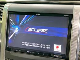 【大画面ナビ】人気の大型9インチナビを装備。存在感のある大画面はインパクト大！ナビ利用時のマップ表示は見やすく、テレビやDVDは臨場感がアップ！いつものドライブがグッと楽しくなります♪