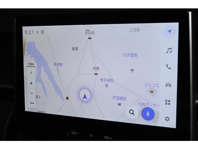 ナビを装備！　施設名などから、すぐに最適ルートを検索します。（機種によりナビやコネクトサービス等ご利用の際は、別途契約が必要となる場合があります）
