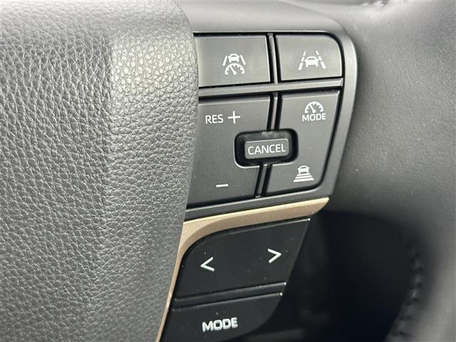 【運転席操作部】快適なドライブを楽しむための機能が装備されています！運転席から触れるので、使いやすいです！除菌プランいれていただくと、さらに清潔で安心していただけます！