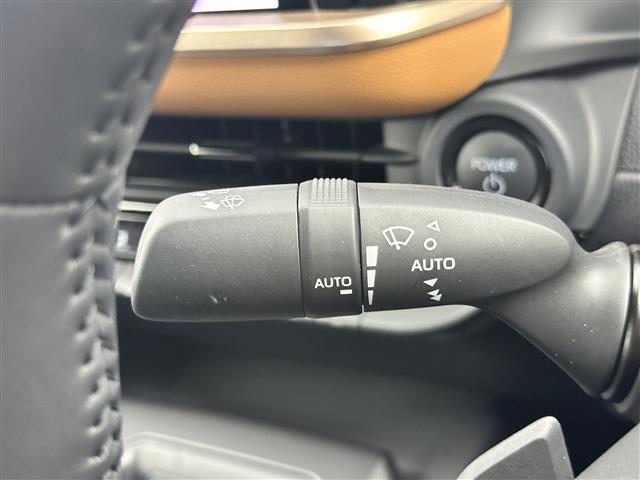 【運転席操作部】快適なドライブを楽しむための機能が装備されています！運転席から触れるので、使いやすいです！除菌プランいれていただくと、さらに清潔で安心していただけます！