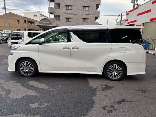 カーナビ・ETC・ドラレコ・バッテリー等お取付てのお渡し可能。価格はお問合せください。