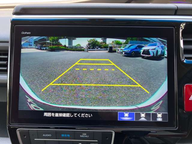 バックカメラ付きで安心して駐車できます