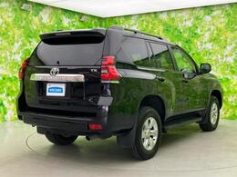 全国に店舗を展開しているのでどこでもお取り寄せが可能です！この車が気になるけど遠方だから・・・と諦める必要はありません！※別途陸送費が必要です。