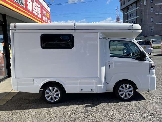 ■ナンバー登録は軽自動車規格ではありません。ご注意ください。白ナンバーキャンピング登録となります。