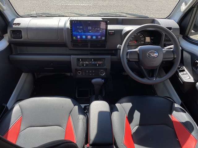 ■ディスプレイオーディオ搭載！テザリングすればユーチューブも視聴できます。