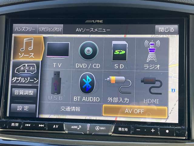 フルセグTV、AM/FMラジオ、CD再生、DVD再生、Bluetoothハンズフリー/音楽再生・携帯など楽しめます。