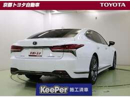 駐車時などの衝突の回避や軽減を図る駐車支援システム【PKSB】で安心をサポート、道路標識をディスプレイ確認できる【ロードサインアシスト】で見落とし防止をサポートします。