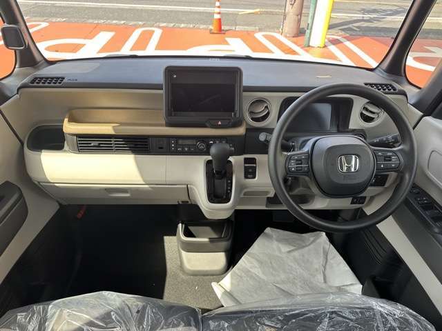★登録済未使用車につきましては、傷、凹み等一切ございませんので、新車と同様ですのでご安心ください！もしダメージがある場合は契約前に責任をもってしっかりとお伝えします！※試乗車や中古車は確認を要します！