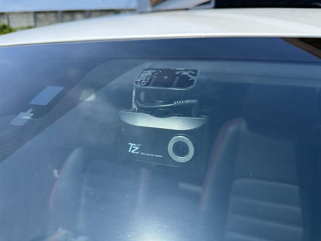 前後型ドライブレコーダー装備しております！