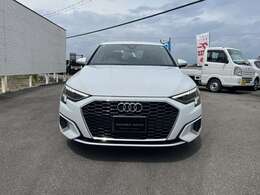 弊社直接買取車両の為、自信のある車と自慢の価格でご提示しております。