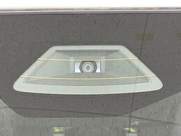 【スズキ　セーフティサポート】走行中に前方の車両等を認識し、衝突しそうな時は警報とブレーキで衝突回避と被害軽減をアシスト。より安全にドライブをお楽しみいただけます。