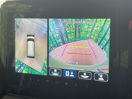 【全方位モニター用カメラ】専用のカメラにより、上から見下ろしたような視点で360度クルマの周囲を確認することができます☆死角部分も確認しやすく、狭い場所での切り返しや駐車もスムーズに行えます。