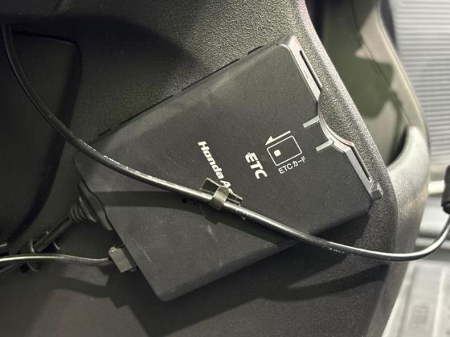 お車に合わせて無料保証以外にも、保証範囲、期間、距離を拡充させた有料保証もご用意しております！中古車の購入が初めてで不安・・・というお客様もご安心ください！