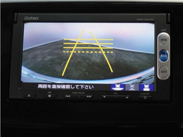 ◆バックカメラ◆リバースにするだけで映ります、後方の安全確認や、狭い駐車場での車庫入れ、雨の日や夜間など視界の悪い時に便利です！安全にバックする為には欠かせない装備です。
