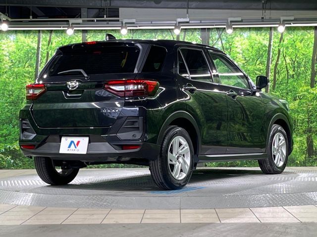 ☆全国のネクステージからお取り寄せが可能※！遠方の店舗に展示してあるクルマが気になる場合も、最寄りの店舗でご覧いただくことが可能です！是非私たちに要望をお聞かせください！※別途費用