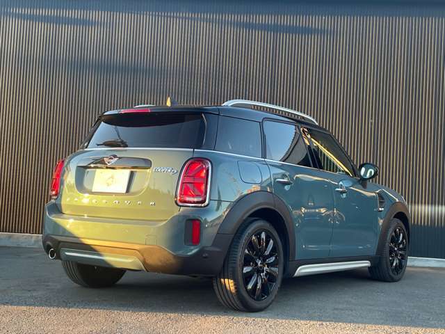 オートローンのお支払い方法は、通常のオートローンの他に、自由型払いのニューバジェットローンや、ネオ・バリアぶるプランβをご利用頂けます。