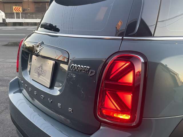 オートローンのお支払い方法は、通常のオートローンの他に、自由型払いのニューバジェットローンや、ネオ・バリアぶるプランβをご利用頂けます。