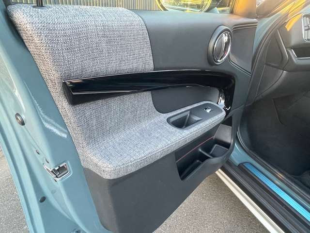 自動車保険のご加入も是非、ラスタオートで！損害募集人資格保有者が、お客様の愛車をしっかり守るためにご提案を致します。