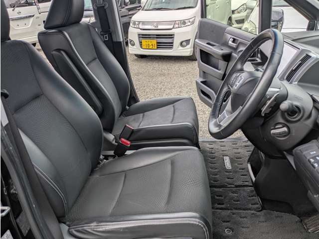 第三者機関のAISによる厳しい車両状態の査定済車両を多数ご用意。内装や外装の状態から、機関、修復歴の箇所やダメージまで全て掲載されていますのでご検討のお役に立つ事間違いありません。