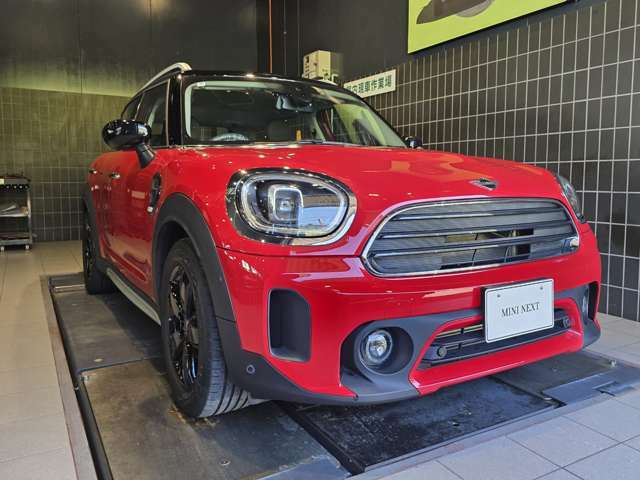 MINI正規ディーラー取り扱い　MINI認定中古車　MINI　NEXT甲府お車の詳細や展示状況は055-236-3252もしくはフリーダイヤル0078-6002-322544までお気軽にお問合せ下さい。http://www.kofu.mini.jp/dealer/kofu/