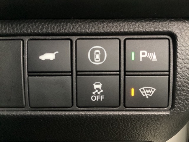 安全運転支援システム　Honda　SENSING付きです。常にシステムで周囲の状況を認識し、ドライバーをサポートします！！