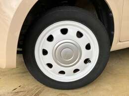 純正14インチアルミホイール付いております！！