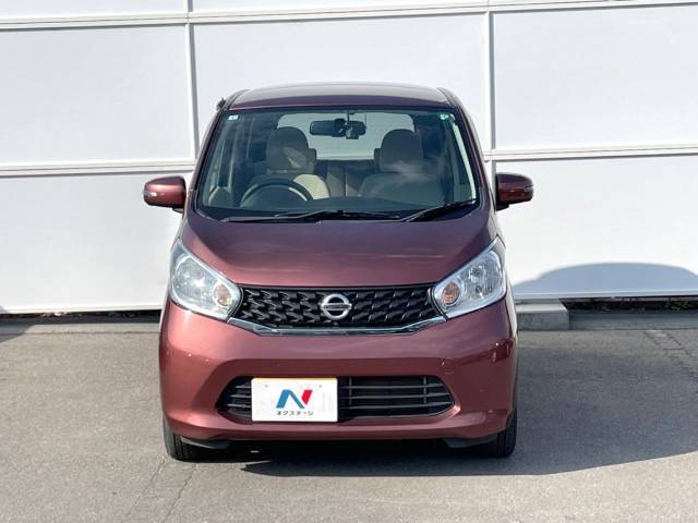 弊社では、全車『修復歴なし』のお車のみ取り扱っております。専任バイヤーによる厳選した仕入れの後、入庫後の車両チェックを行い、ネクステージが認定した高品質な中古車をご提供しております。