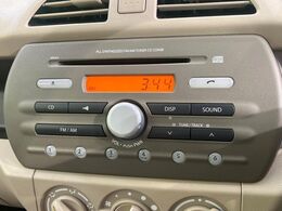 お好きな音楽を車内でお楽しみいただけます♪スピーカー交換・ウーハー追加などの音質向上や、最新ナビ・後席モニター等の取り付けも是非ご相談ください！