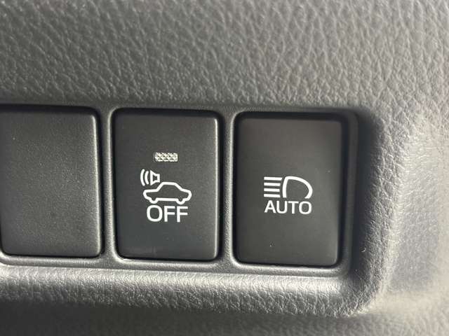 【運転席操作部】快適なドライブを楽しむための機能が装備されています！運転席から触れるので、使いやすいです！除菌プランいれていただくと、さらに清潔で安心していただけます！