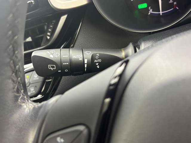 【運転席操作部】快適なドライブを楽しむための機能が装備されています！運転席から触れるので、使いやすいです！除菌プランいれていただくと、さらに清潔で安心していただけます！