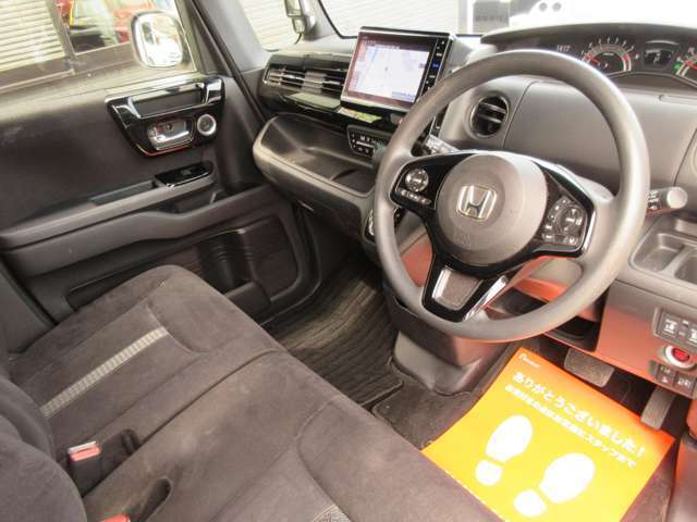 装備充実！後期型　純正8型ナビ　地デジ　バックカメラ　Bluetooth　両側パワースライド　アダプティブクルコン　ETC　前席シートヒーター　スマートキー　オートライト　LEDヘッド　純正14AW