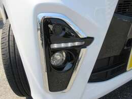 フォグランプも装備しております☆通常のライトでは見えづらい、霧や吹雪の際に威力を発揮します♪