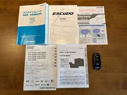 新車保証書・取扱説明書・スマートキー、揃っております♪