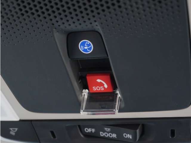 新世代コネクテッド技術「Honda CONNECT」搭載。緊急時にオペレーターのサポートを受けることも可能です。