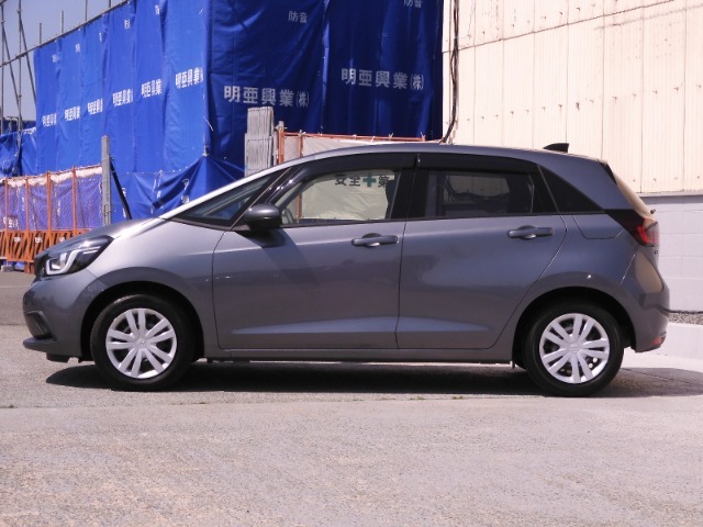◆法定整備実施◆Honda認定中古車の整備基準にもとづく整備を実施いたします。法定点検の整備に加え、Honda独自のプラスアルファー点検整備を実施。基準を満たしていない消耗部品を交換いたします。