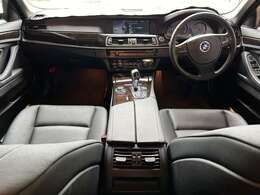 ☆黒革シート　シートメモリー　パワーシート＆シートヒーター☆