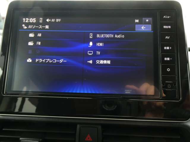 AV機器はスマホとの連携を考えた仕様となっています。