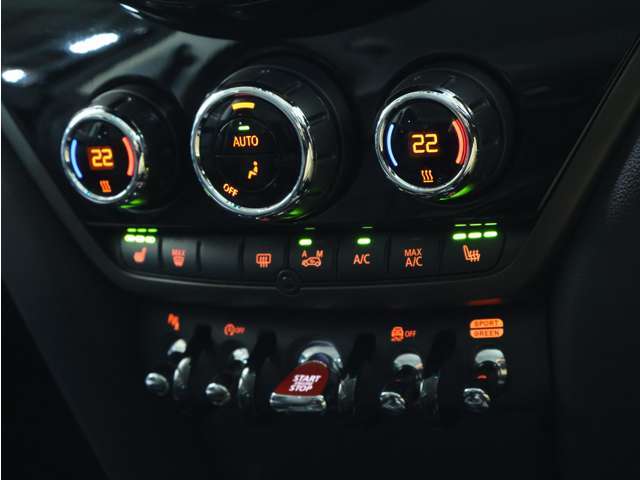 ★厳選下取り車両をお買得価格にて特別展示！お問合わせはお気軽に！★